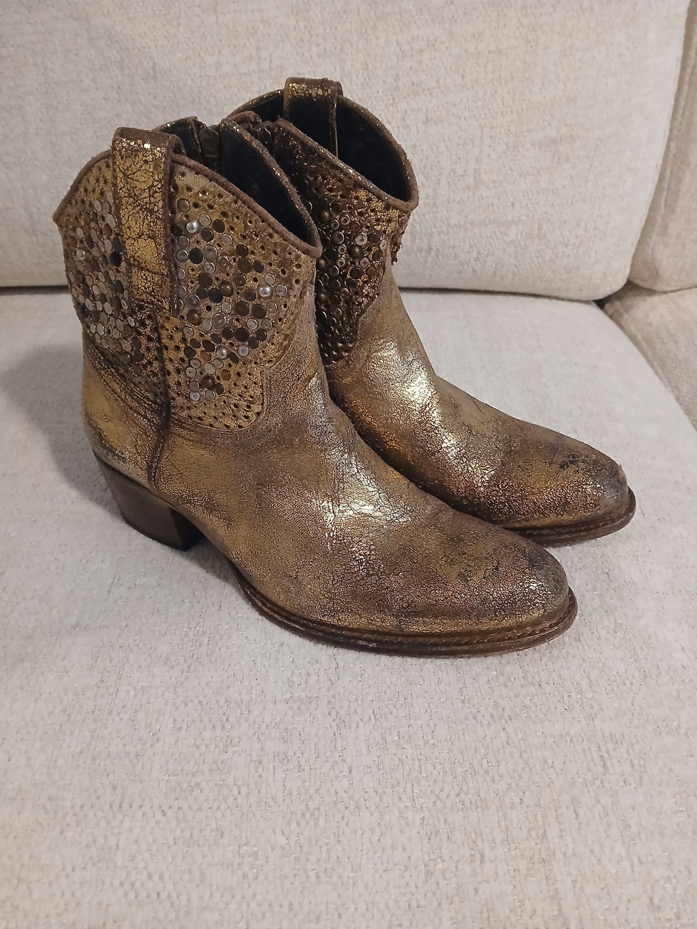 •FRYE• 'Deborah' Metallic Gold Western Ankle Boots with Stud Detail - Picture 14 of 15